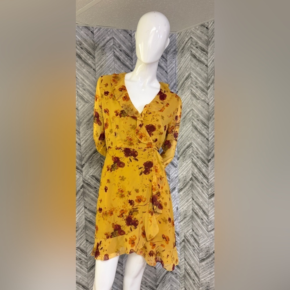 Wilfred Floral Yellow Wrap Dress, size medium, light weight